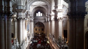 interior-catedral-de-jaen